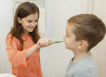 Çocuklarda Diş Fırçalama Eğitimi