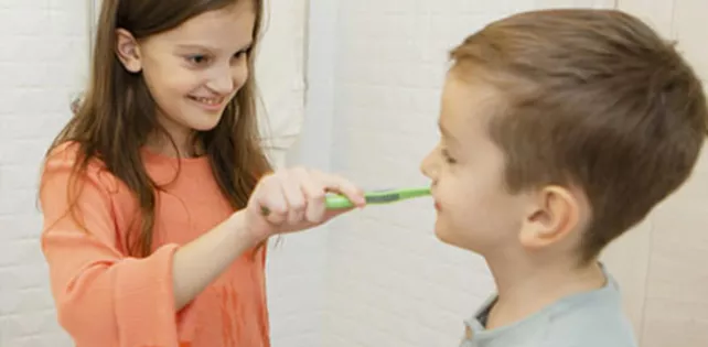 Çocuklarda Diş Fırçalama Eğitimi